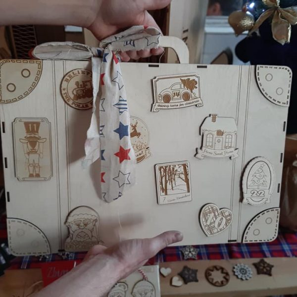 Kalendarz adwentowy Drewniana Walizka!