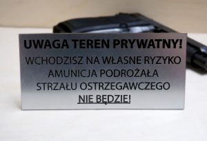 tabliczka drewniana z grawerem laminat