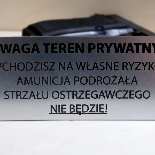 Tabliczka metalowa – stal nierdzewna z Twoim projektem – Tabliczki znamionowe stalowe